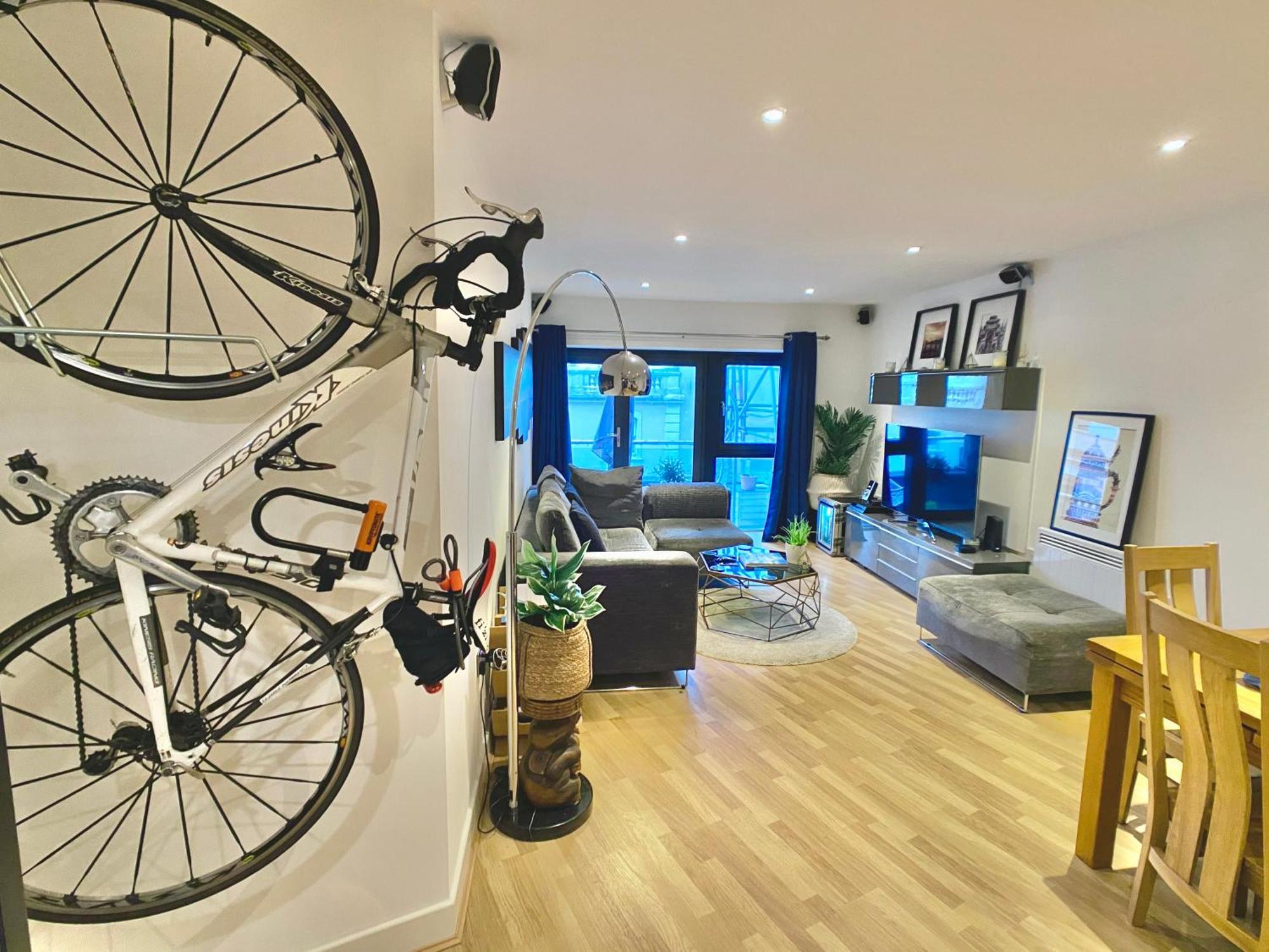 Modern, Spacious Flat In The Heart Of Bournemouth. Habitación en casa particular